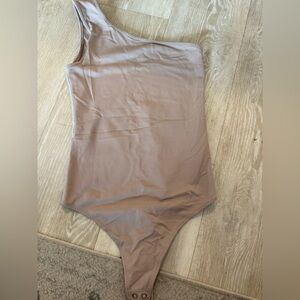 One-Shoulder Tan Abercrombie Bodysuit